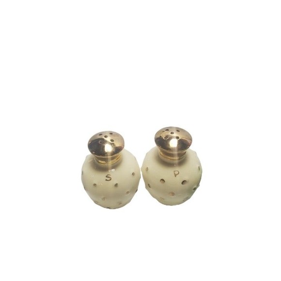 6 Antique Salt & Pepper Shakers Pin/Picture Holders Mini Bouquet Vases DIY - Picture 3 of 4